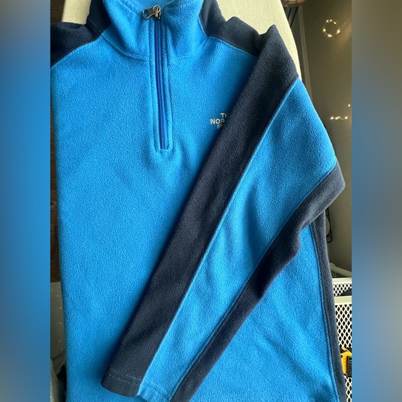 The North Face Boys M 10/12 Blue Fleece 1/4 Zip Pullover - Picture 11 of 12